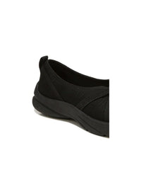 Bzees - Women's Lana Sneaker