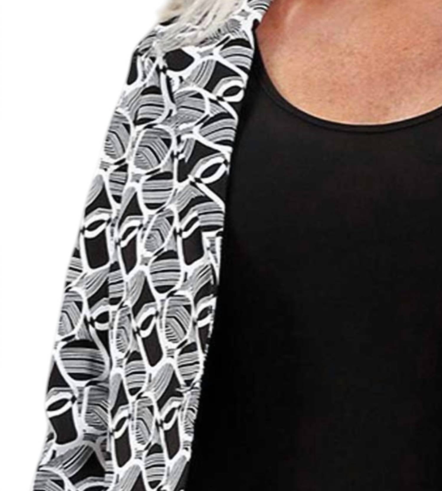 Michael Tyler - Three Quarter Sleeve Blazer