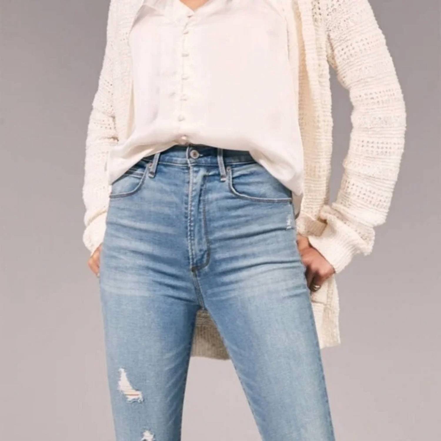 Abercrombie & Fitch - Ripped Ultra High Rise Super Skinny Jeans
