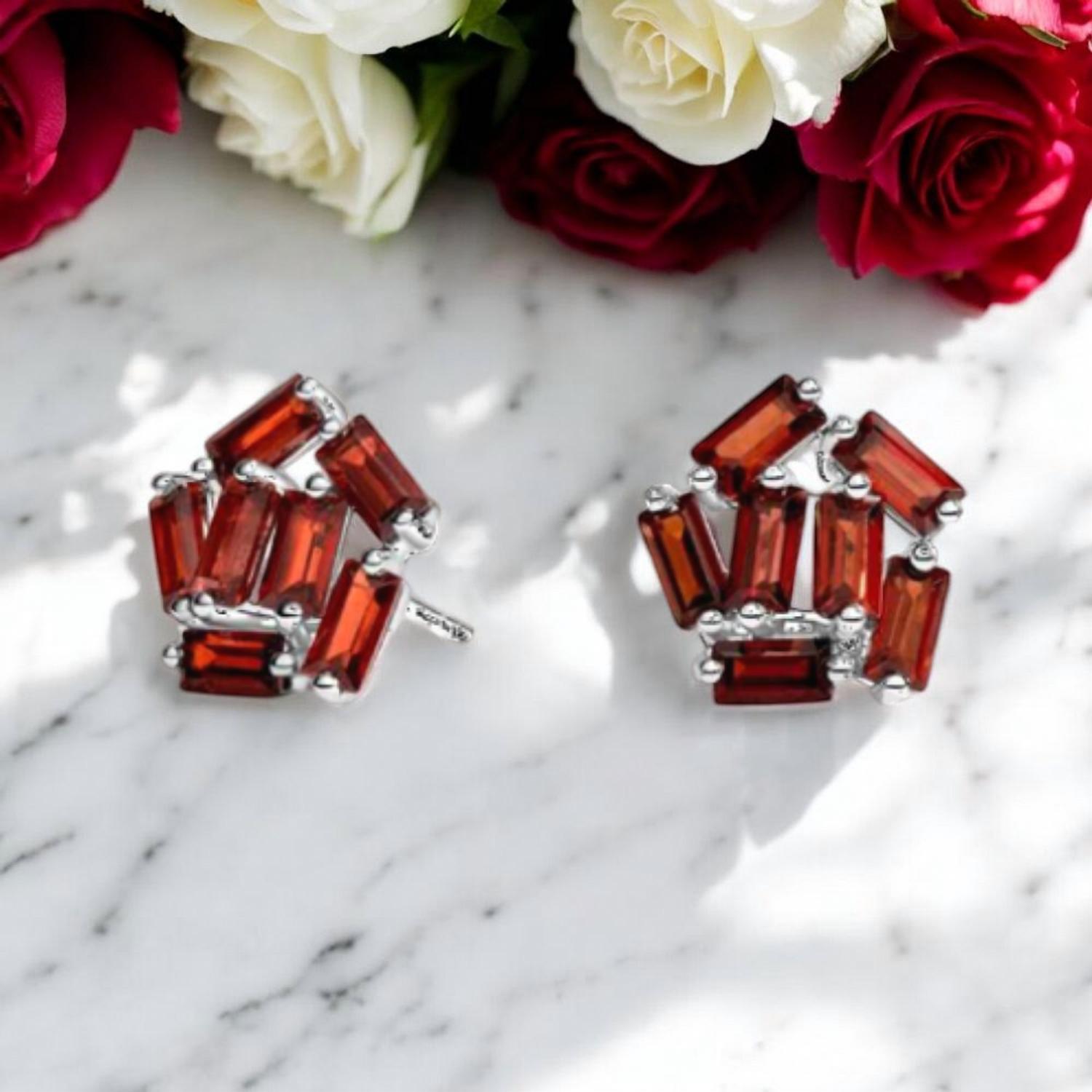 Starlette - Women's Little Sizzle Stud Earrings