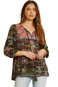 Andree By Unit - Embroidered Keyhole Top