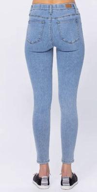 Judy Blue - Mid Rise Light Wash Skinny Jeggings