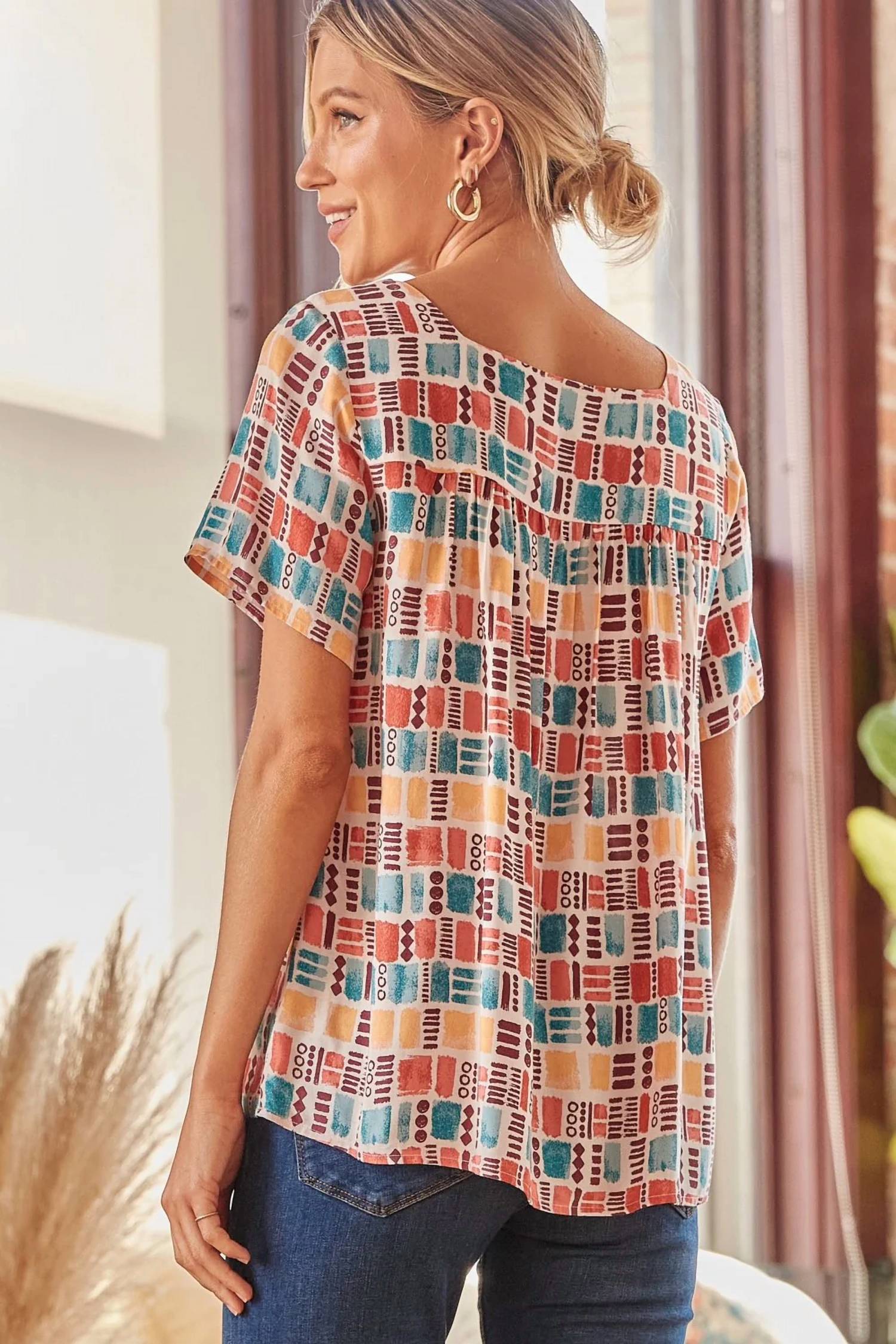 Andree By Unit - Floral Embroidered Printed Top
