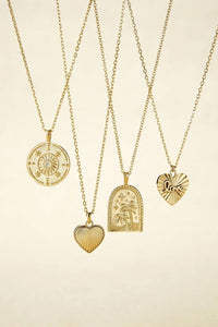 Eklexic - Women's Round Sun Pendant With Cubic Zirconia Center Stone Necklace