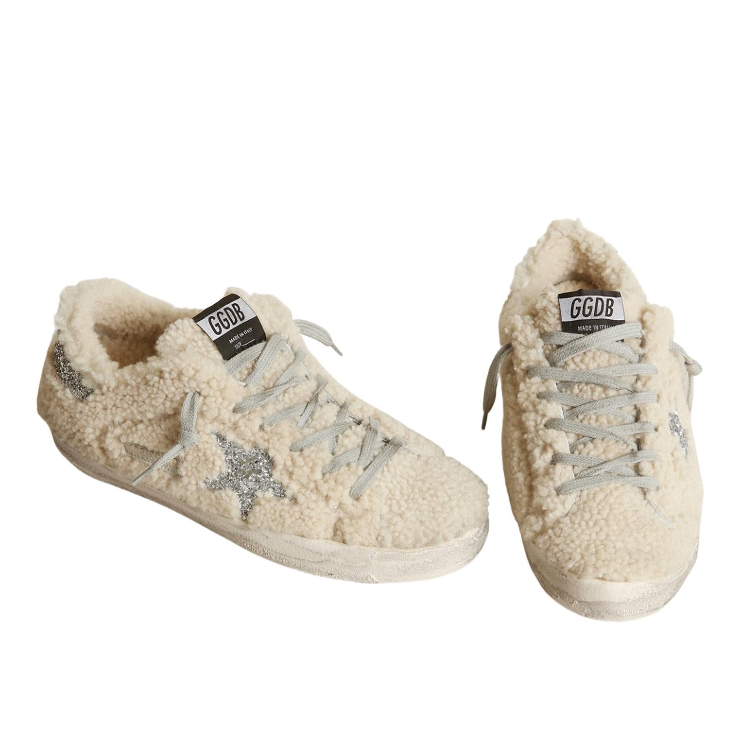 GOLDEN GOOSE Women's Super Star Shearling Sneakers in beige silver - women's sneaker - detail view