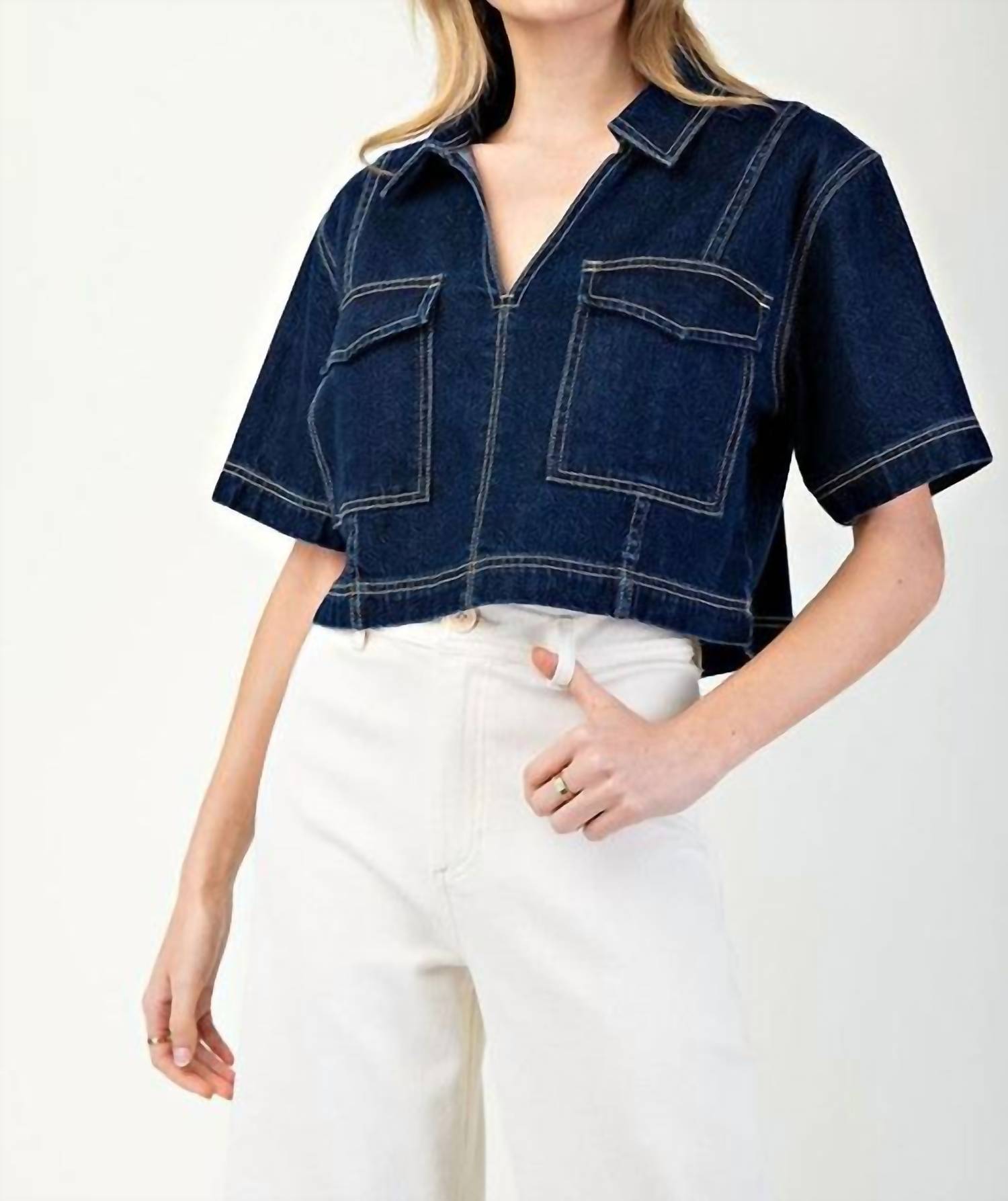 ee:some Stylish Intentions V Neck Cropped Short Sleeve Top in denim - women's shirt