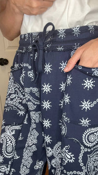 Anniewear - Bandit Bandana Barrel Pants