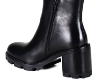 Diba True - Women's Spice Berry Chelsea Boot