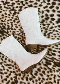 DIRTY LAUNDRY Women's Josea Pointed Toe Western Boot in white - women's shoe