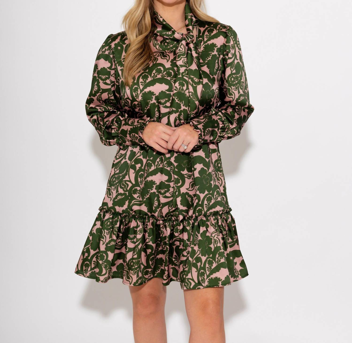 Ivy Jane - Bow Neck Dress