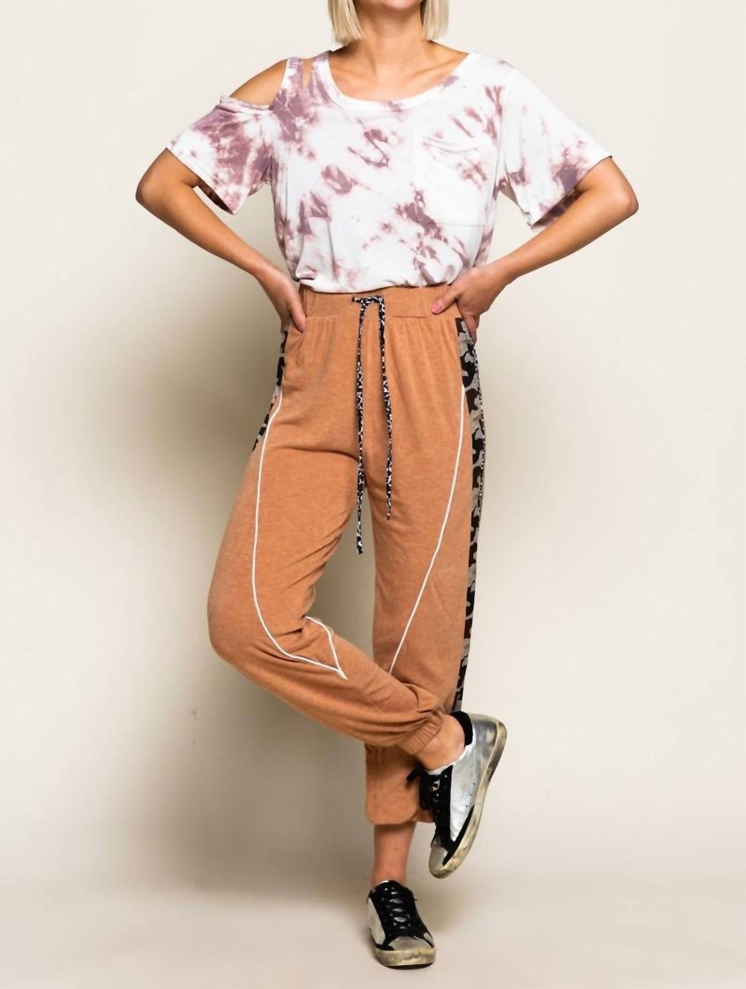 POL Splashes In Color Top in color top in berry - women's t-shirt - view 4