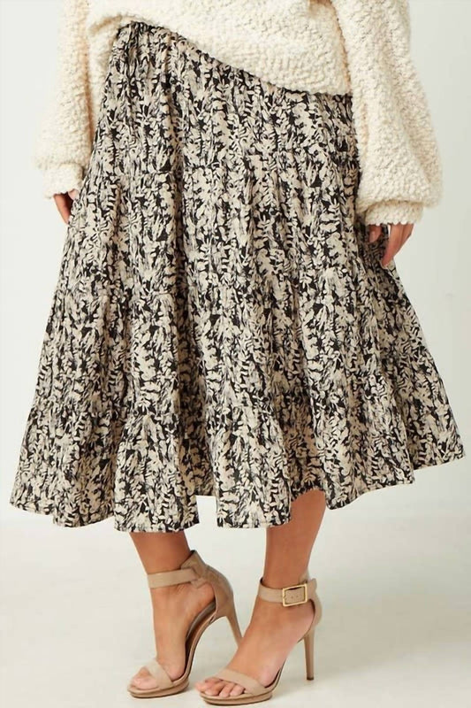 Hayden La - Botanical Print Elastic Waist Tiered Skirt - Plus