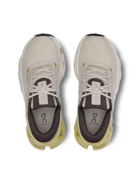 On - Women's Cloudflyer 5 Sneakers