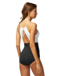 Carmen Marc Valvo - Cosmopolitan Elizabeth High Neck One Piece Swimsuit