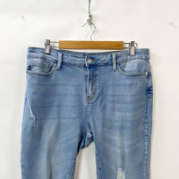 Judy Blue - Women's Tulip Cut Jeans