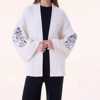 Kujten Kimastro Cashmere Cardigan in ivory - women's cardigan - detail view