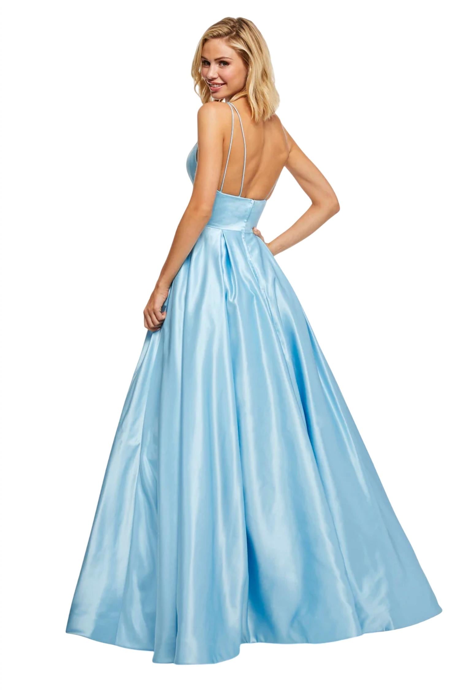 Sherri Hill - Deep V-Neckline Beaded Bow Prom Dress
