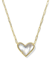 Kendra Scott - Women's Ari Heart Statement Short Pendant Necklace