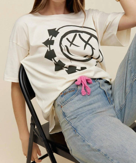 Daydreamer - Blink 182 Smiley Solo Tee
