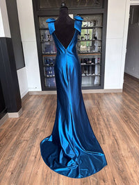 Ashleylauren - Women's Sleeveless Mermaid V-Neckline Dress