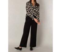 Yest - Olize Essential V-neck Shirt