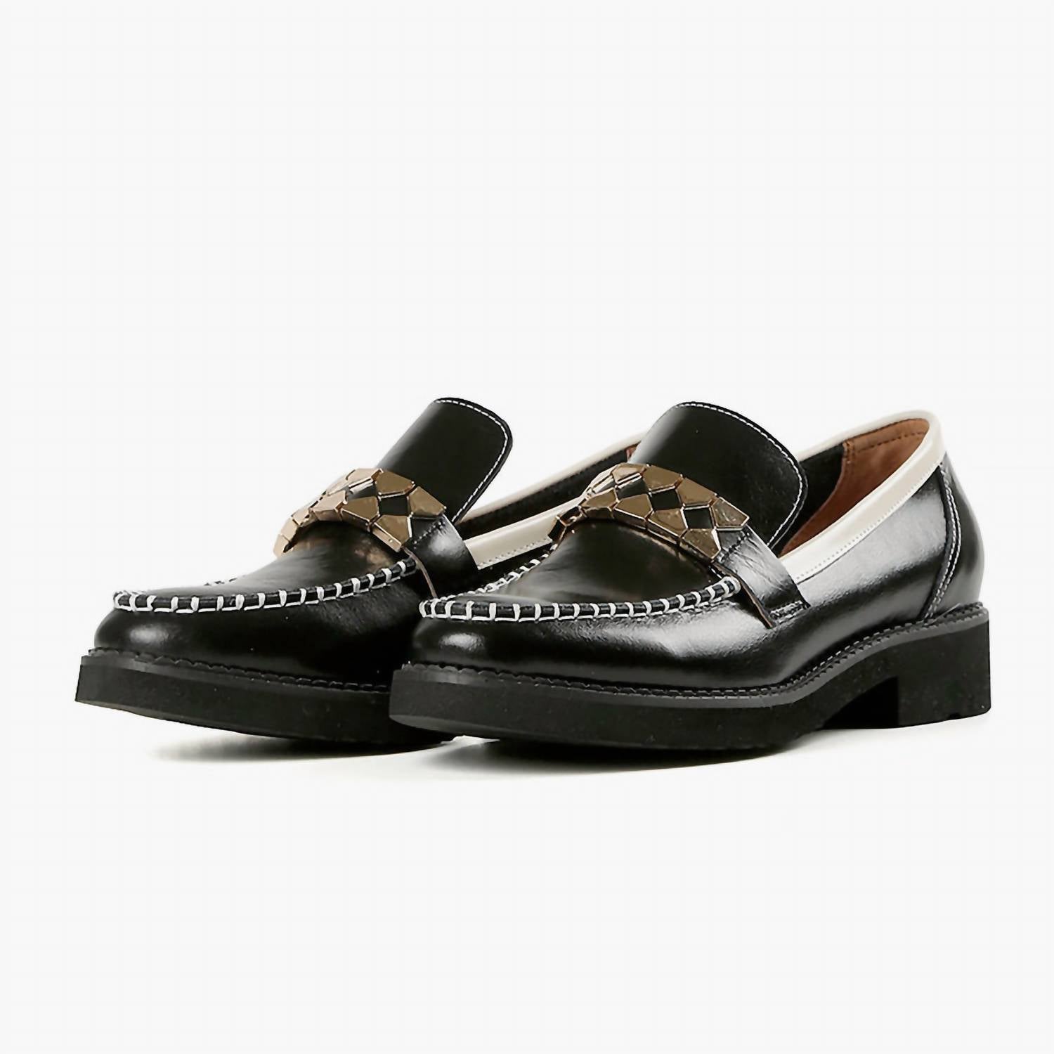 All Black - Women's Clip & Stitch Loafer