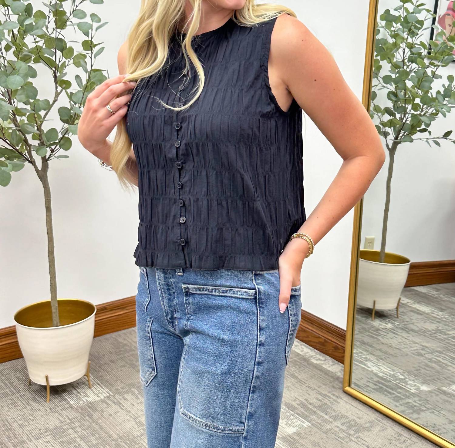 Wishlist - Textured Button Up Tank Top