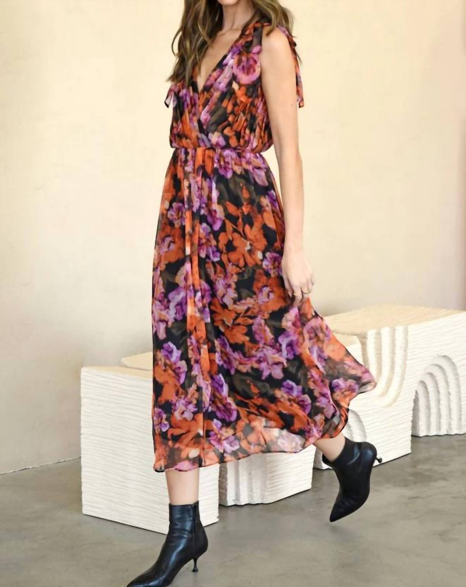 Adelyn Rae - Vianka Tie Shoulder Midi Dress