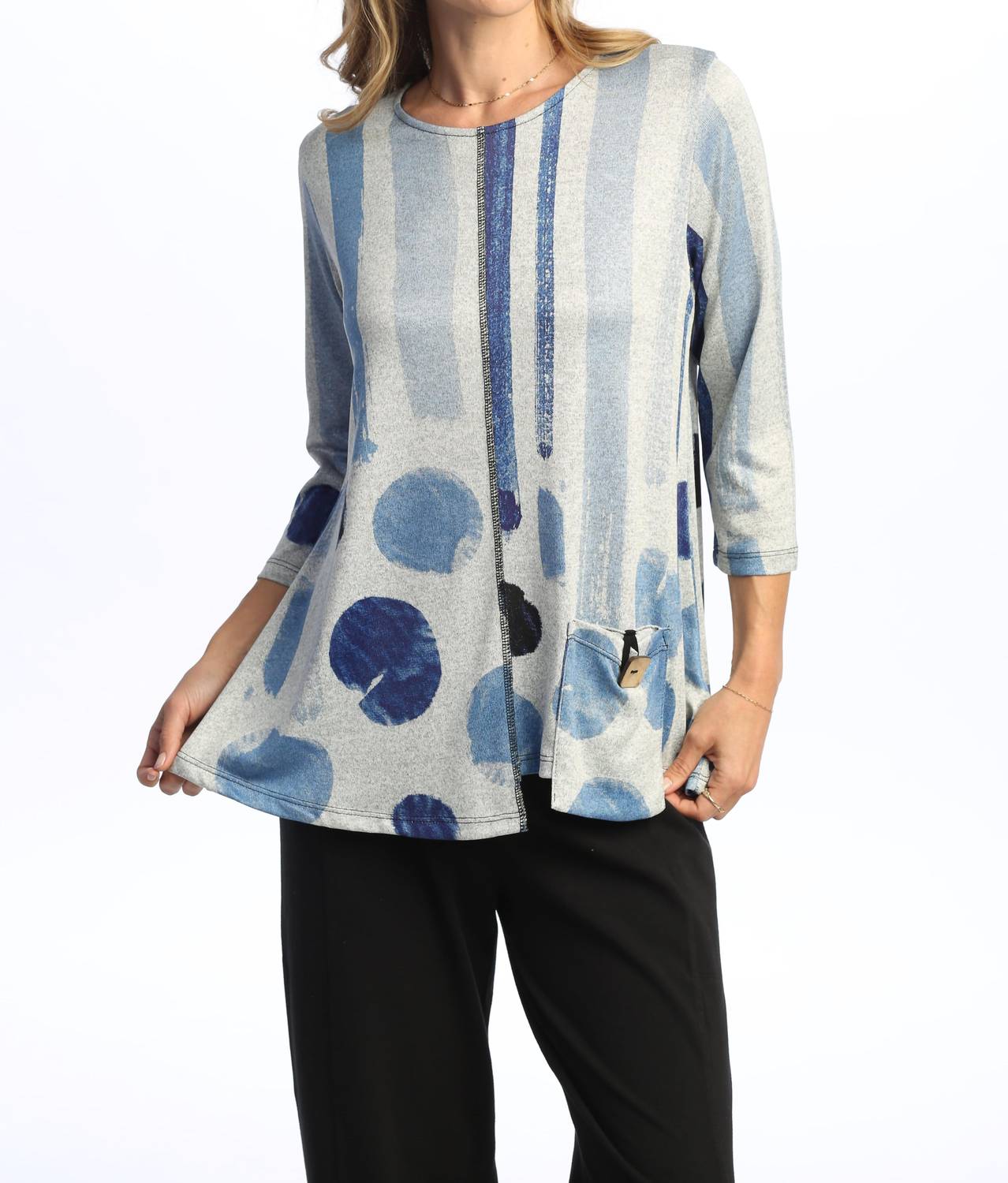 Jess & Jane Sandra Fine Knit Contrast Seam Top in soft blue - women's shirt - detail view