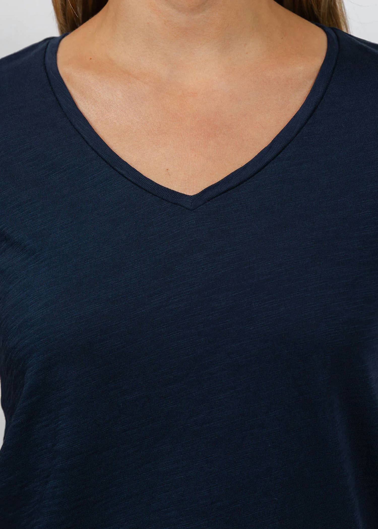 Elliott Lauren - Short Sleeve V-neck Tee