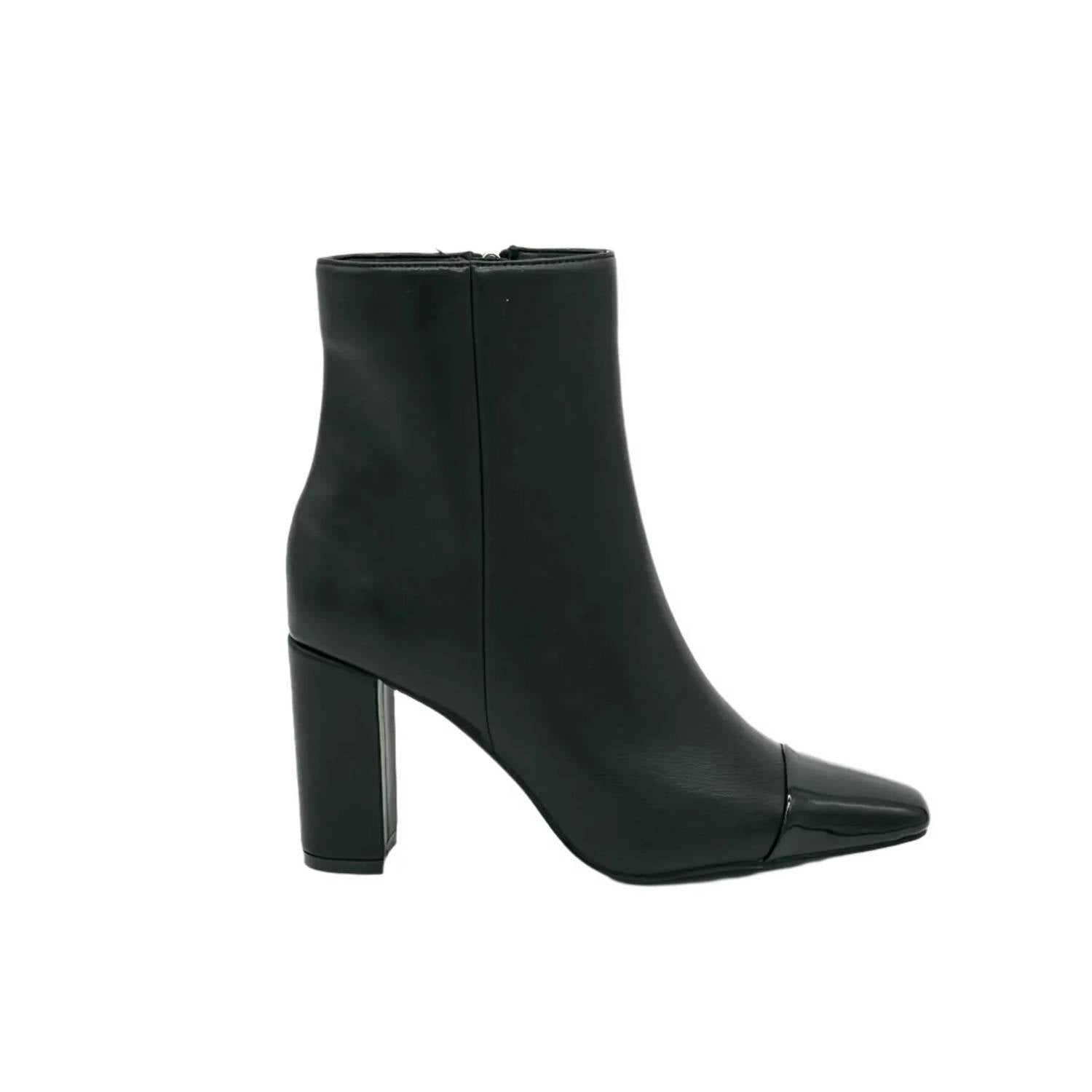 Exe - Women's Patent Toe Boot