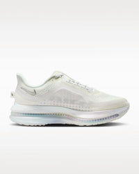 Nike - Women's Pegasus Premium Ess Road Running Shoes