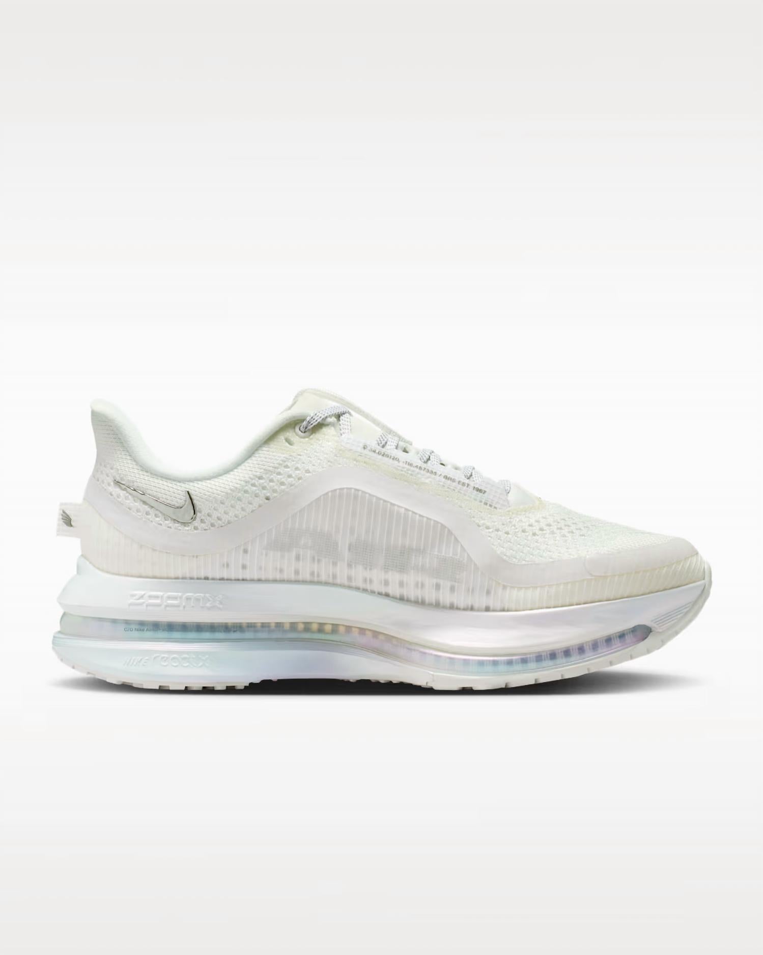 Nike - Women's Pegasus Premium Ess Road Running Shoes