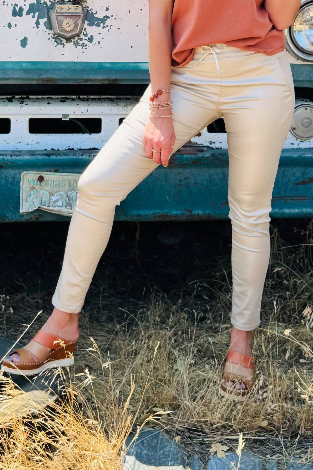Bevy Flog - Shely Pant