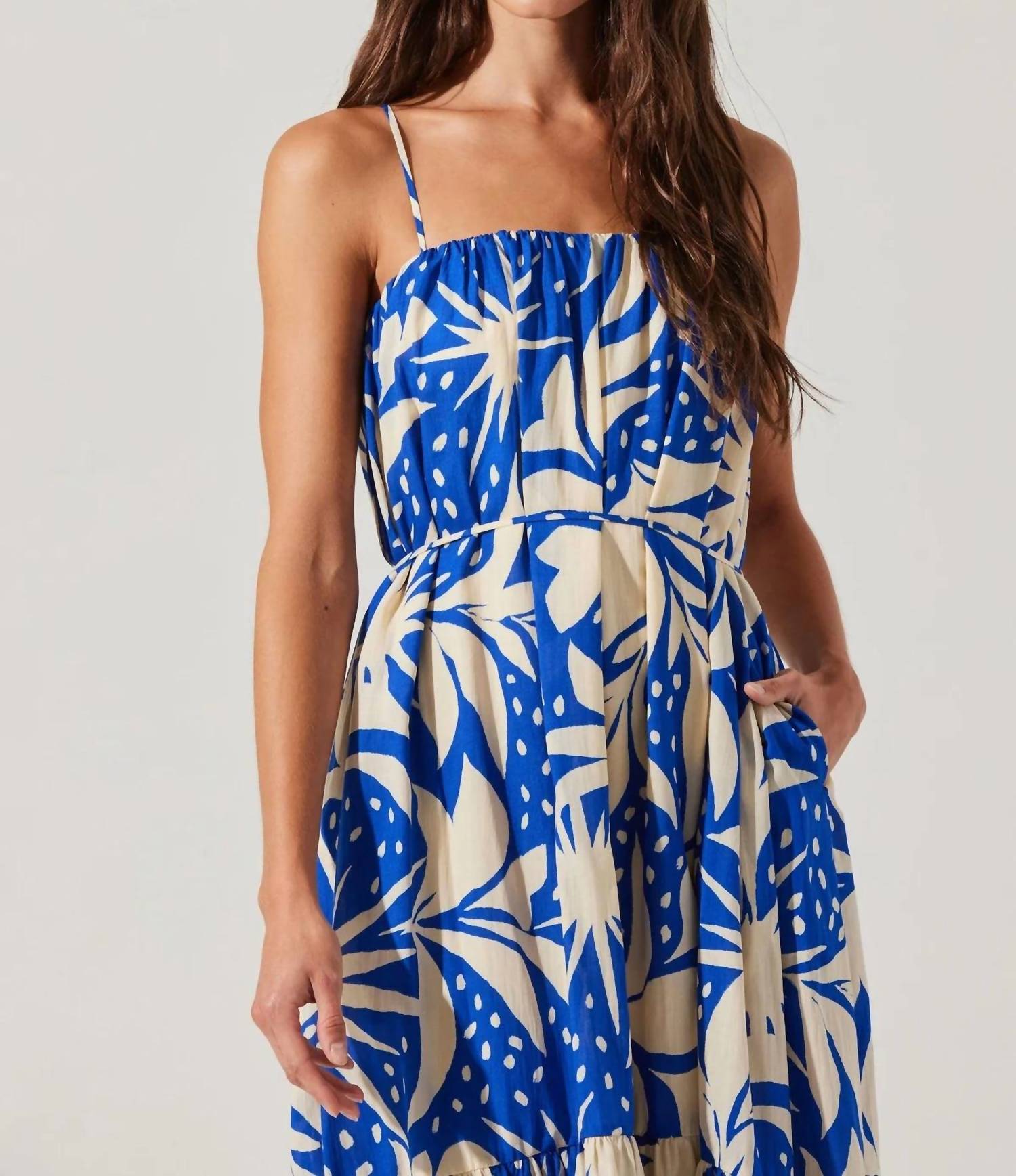 ASTR Sarina Tiered Dress in blue tropical - women's dress - view 4