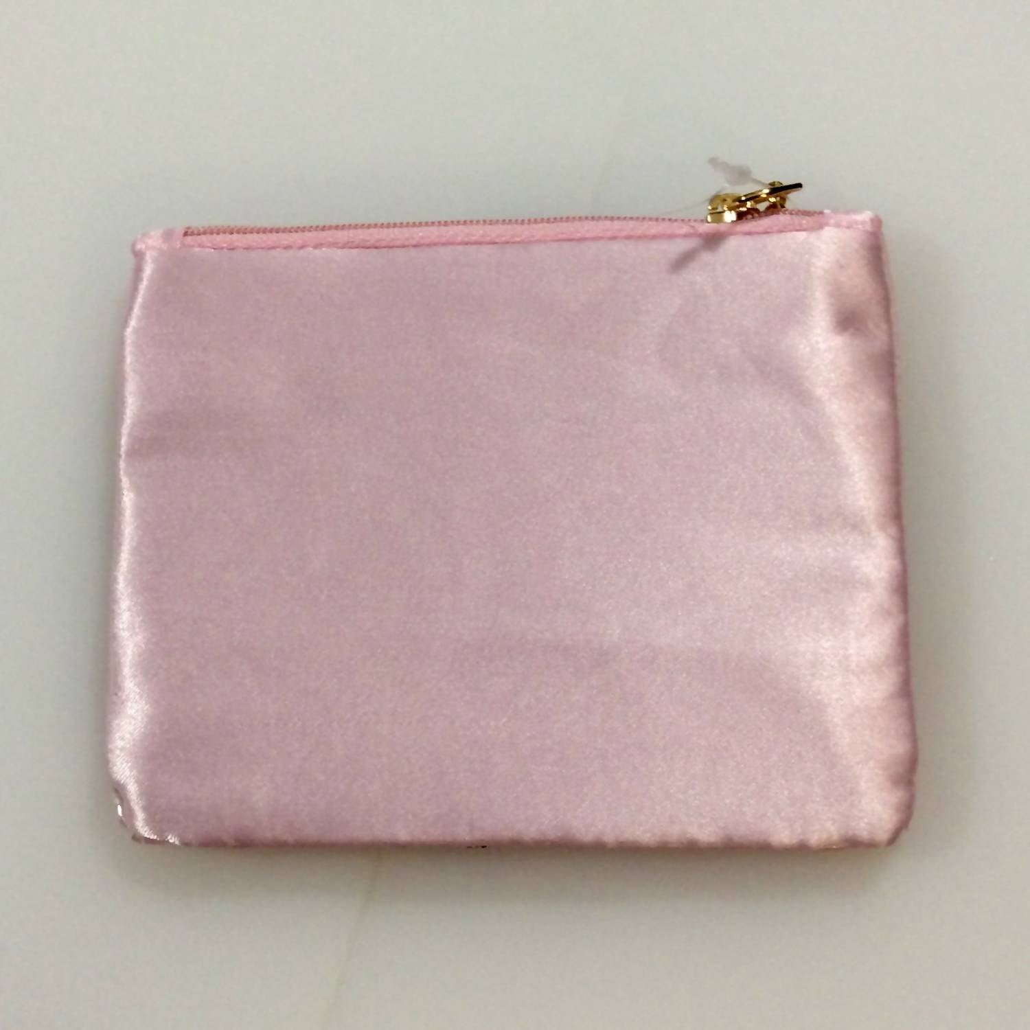 Camel Threads - Women's Hugs And Kisses Beaded Coin Purse