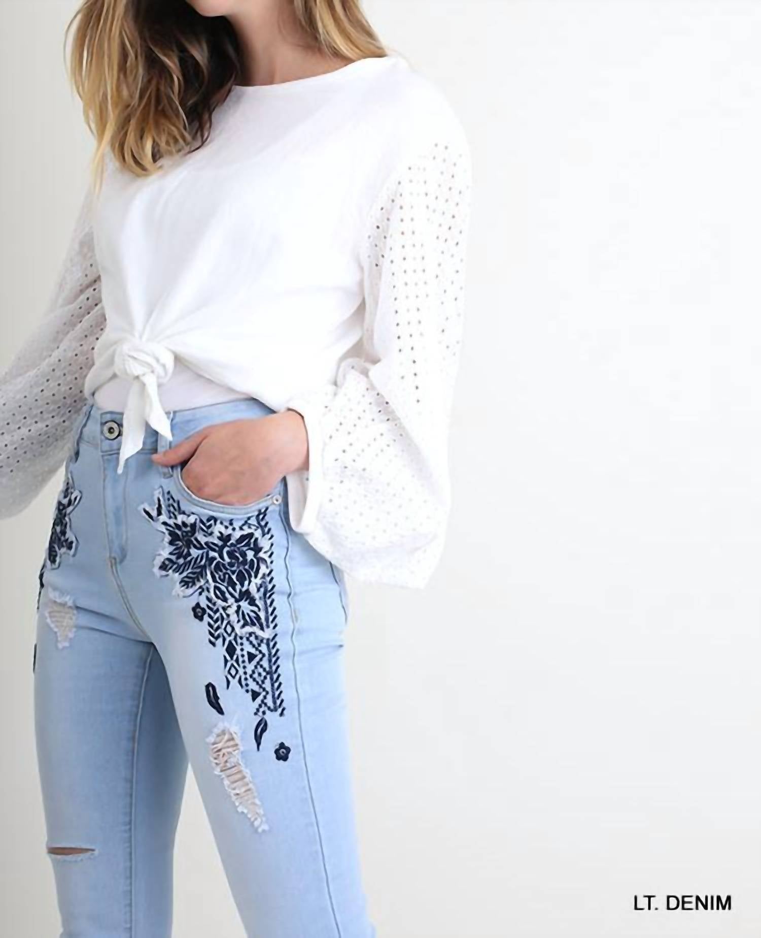 Umgee - Floral Embroidered Distressed Skinny Jeans
