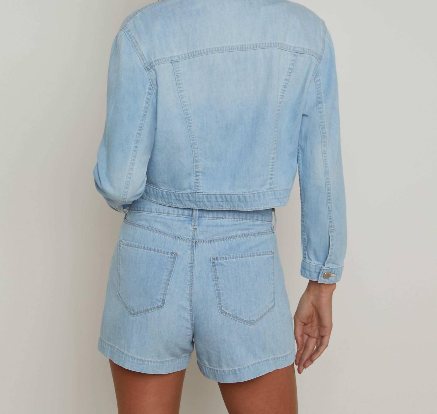 L'Agence - Koda Cropped Chambray Jacket