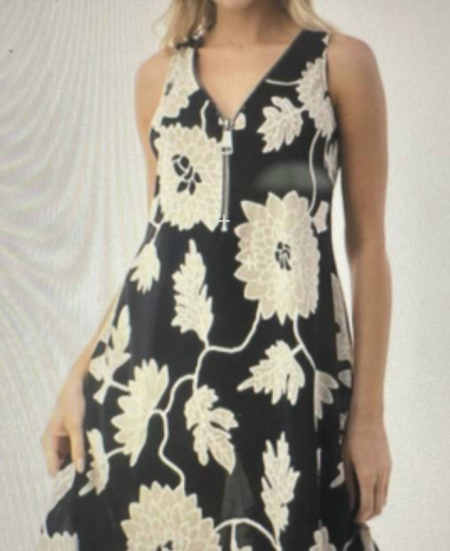 Ariella - Floral Zipper Dress