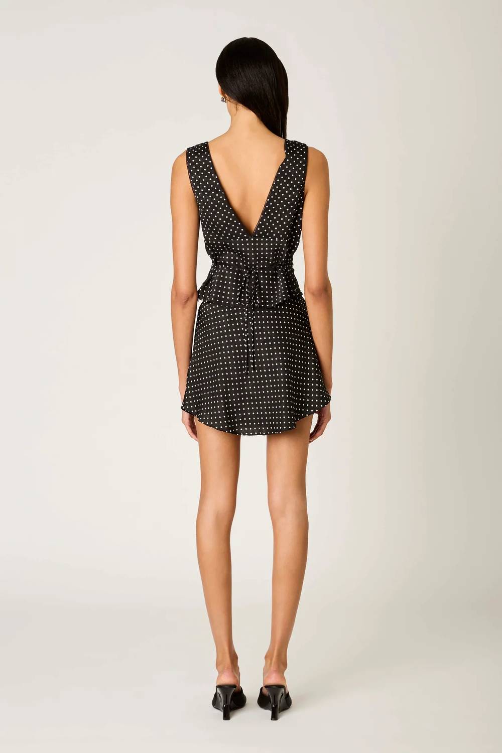 Nia - Oud Mini Skirt