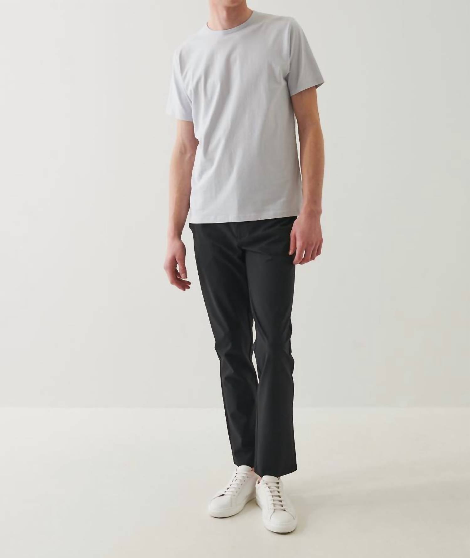 Patrick Assaraf Nucleo Stretch Chino Pants in black - men's pants - detail view