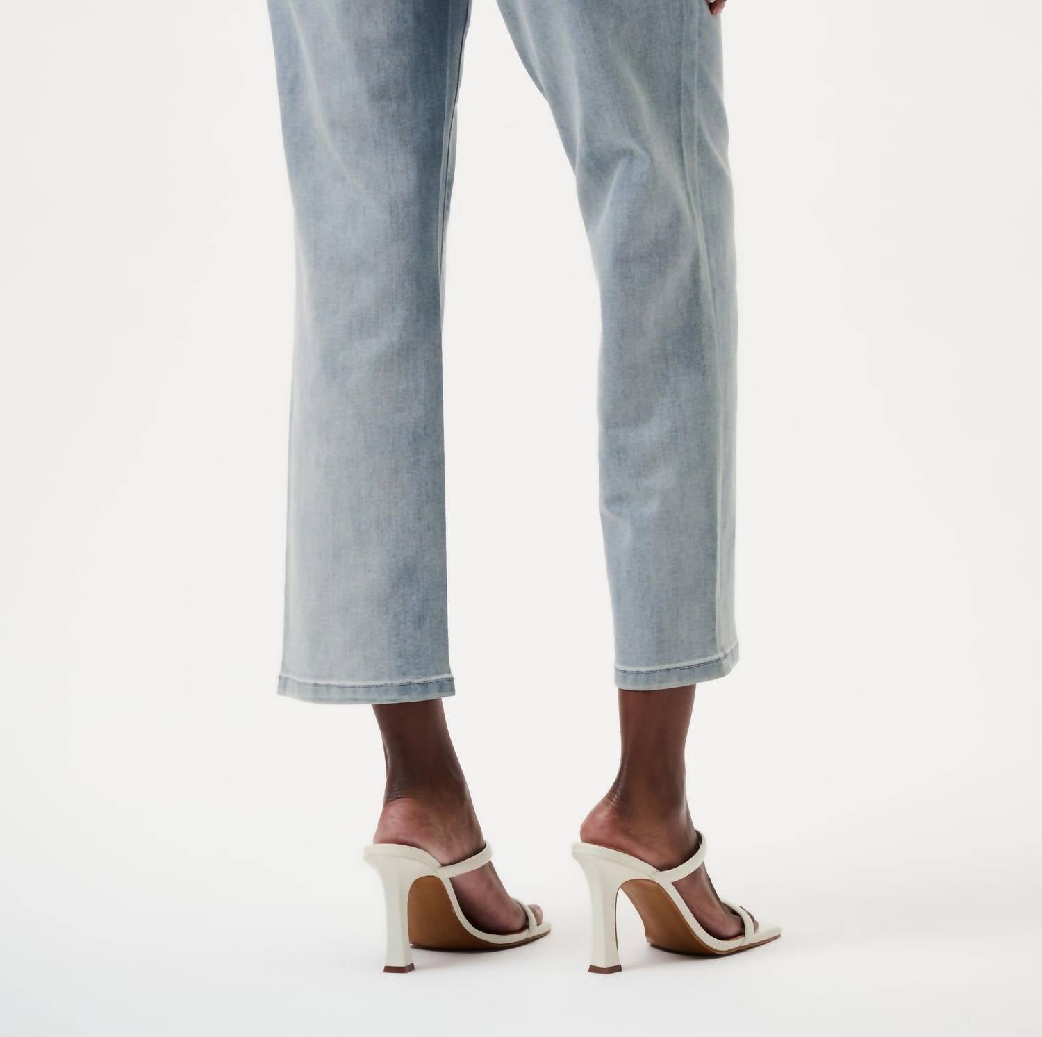 Joseph Ribkoff Margot Classic Stretch Jeans in light blue denim - women's jeans - detail view