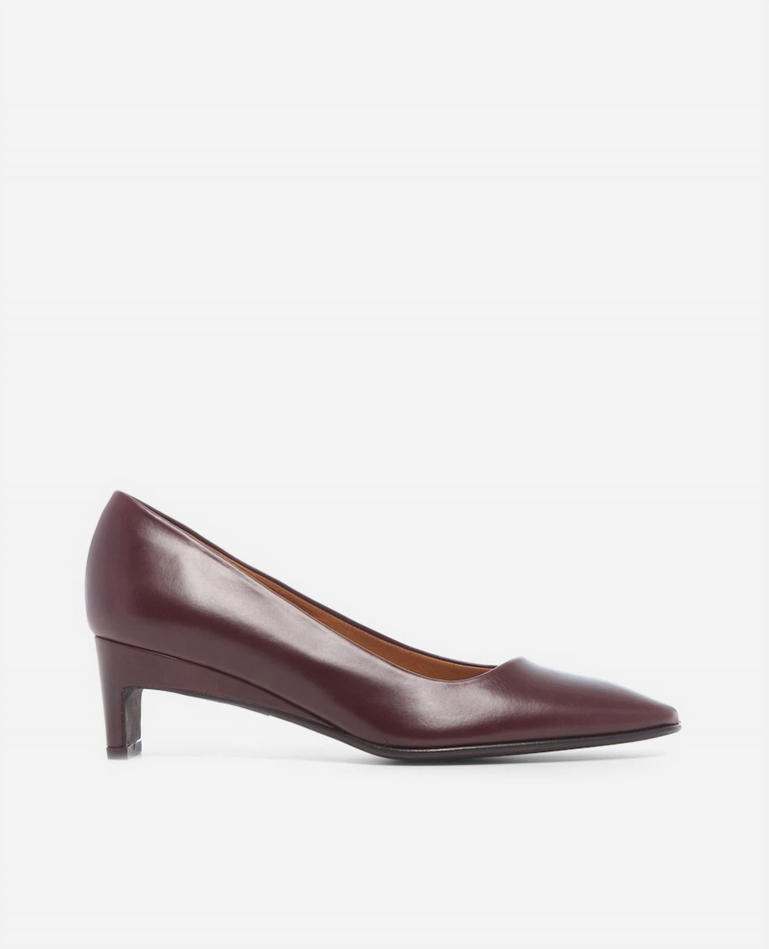 COCLICO Women's Sugar Pumps in oxblood leather - women's heels - detail view