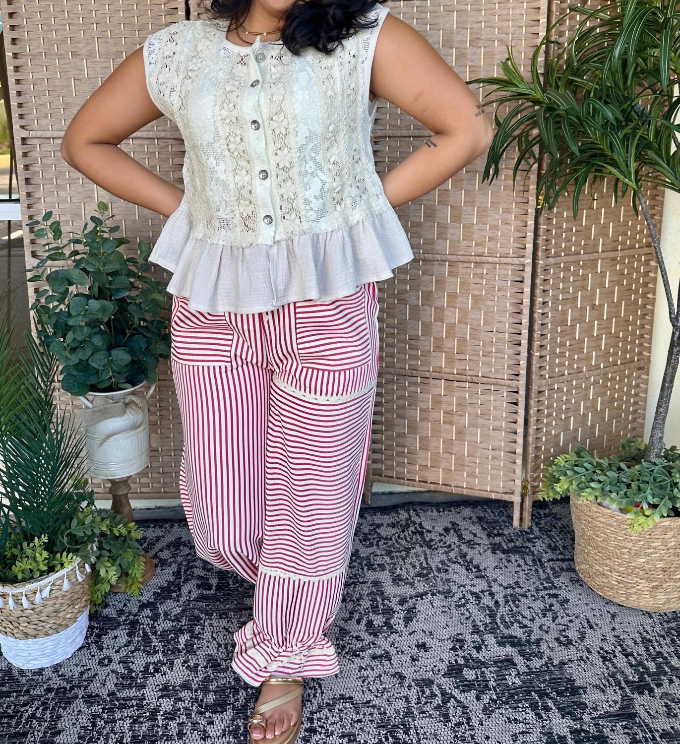 Mello - Stripe Frilly Jogger Pants