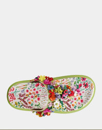 Betsey Johnson - Women's Kammeron Platfrom Sandals