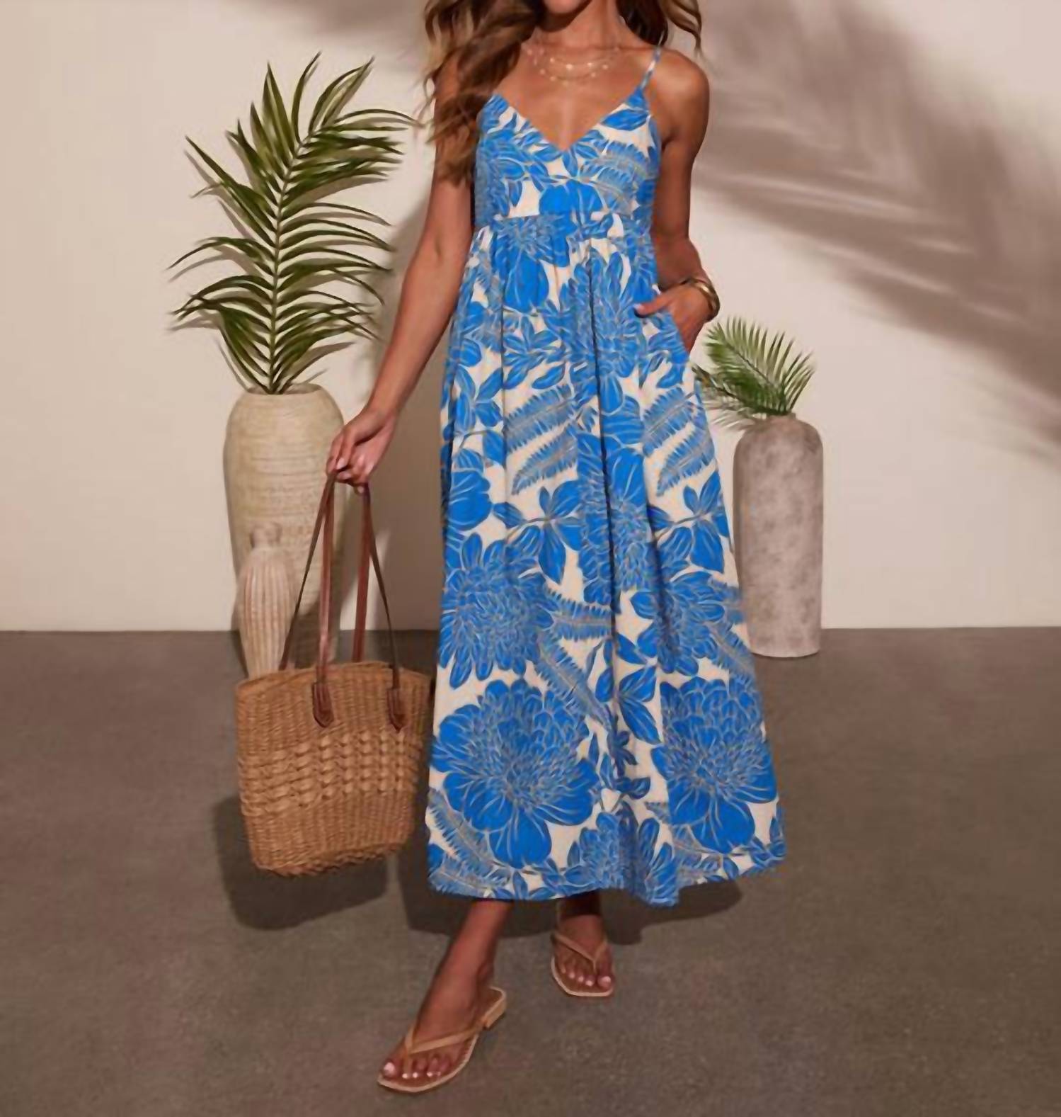 Olivaceous - Abstract Maxi Dress