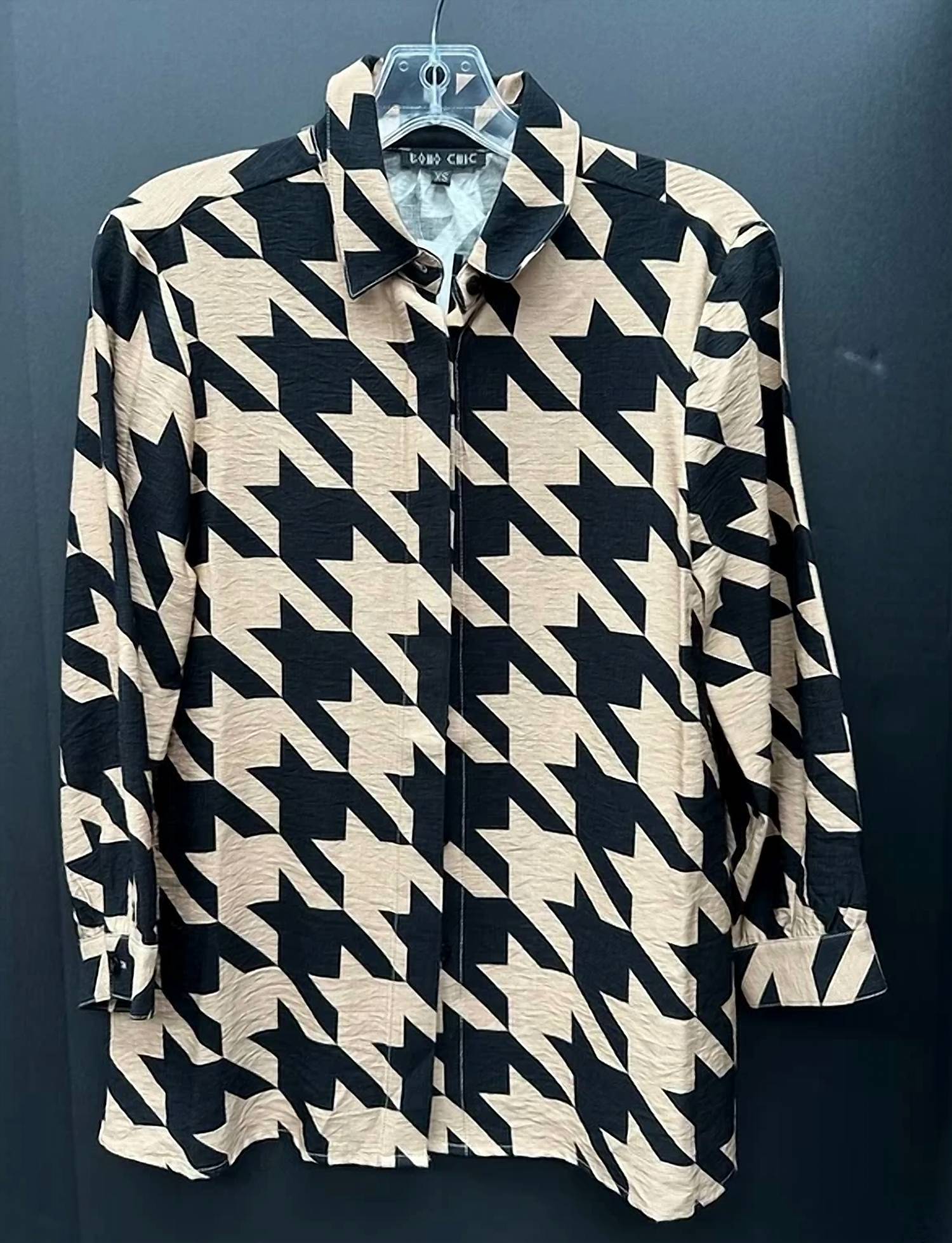 Boho Chic - Women's Houndstooth Button-down Shirt