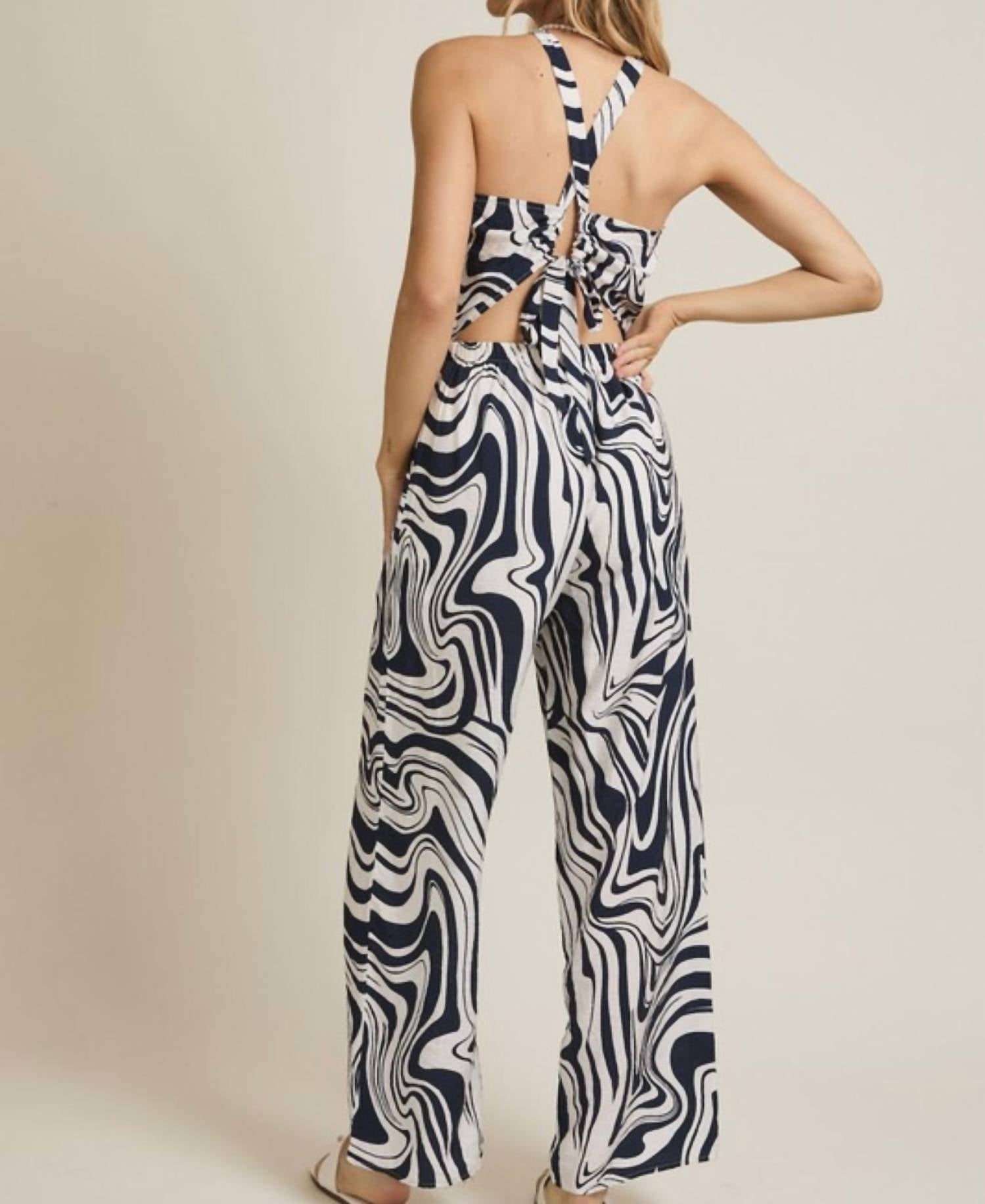 Gilli - Sleeveless Halter Jumpsuit