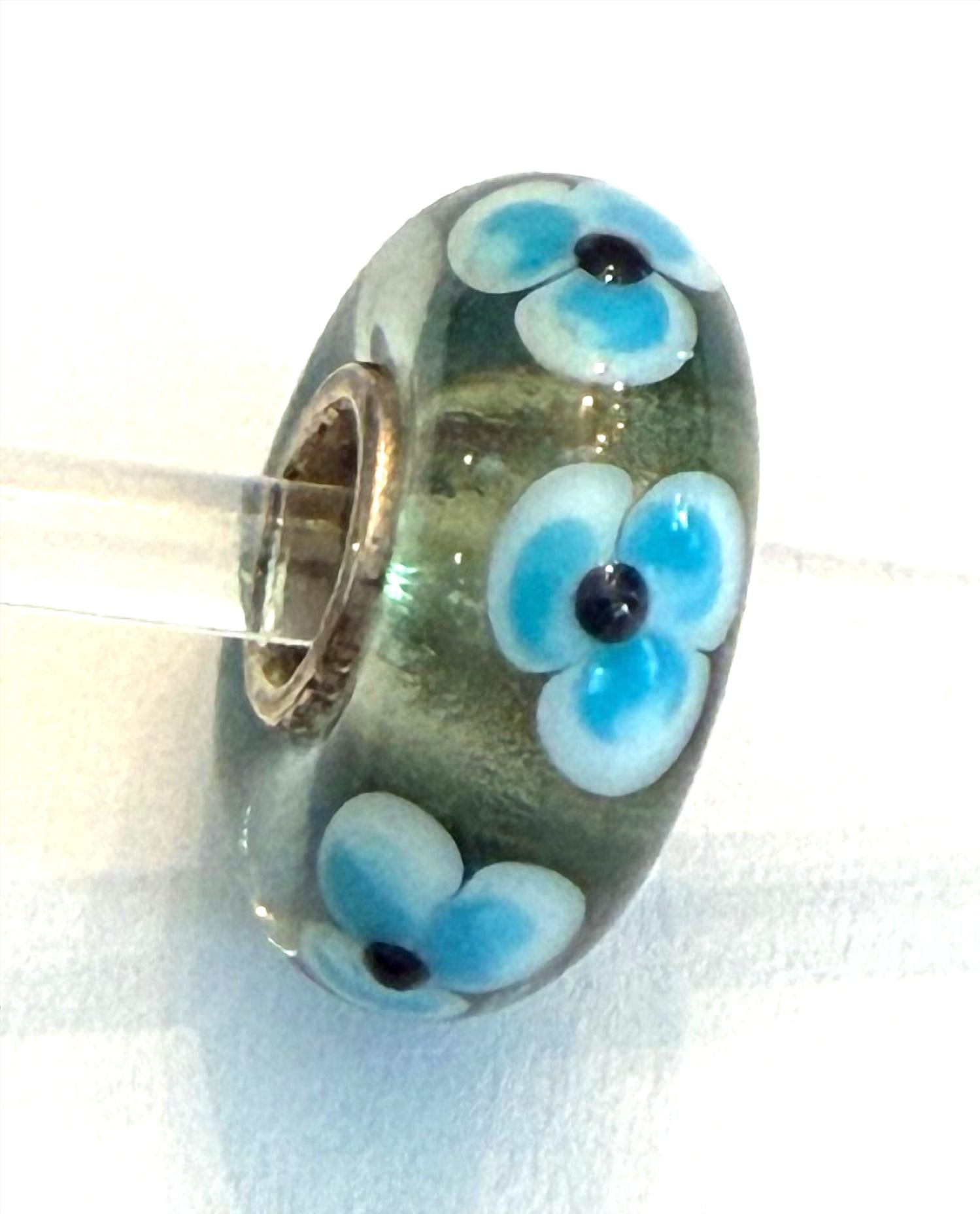 Trollbeads Women's Universal Charm Bead in unique light green blue flowers black dots - women's item