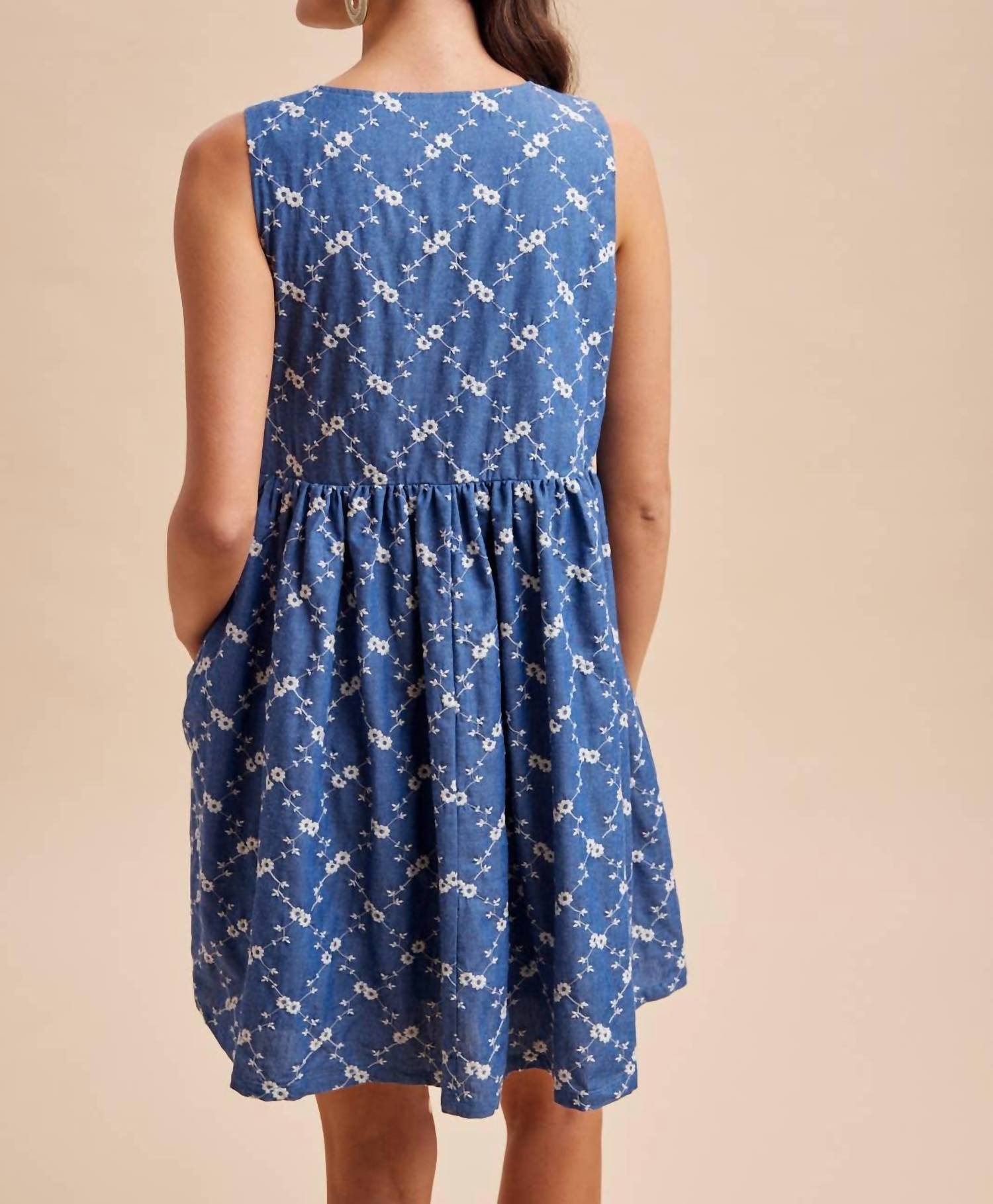 In-Loom - Embroidered Bow Mini Dress